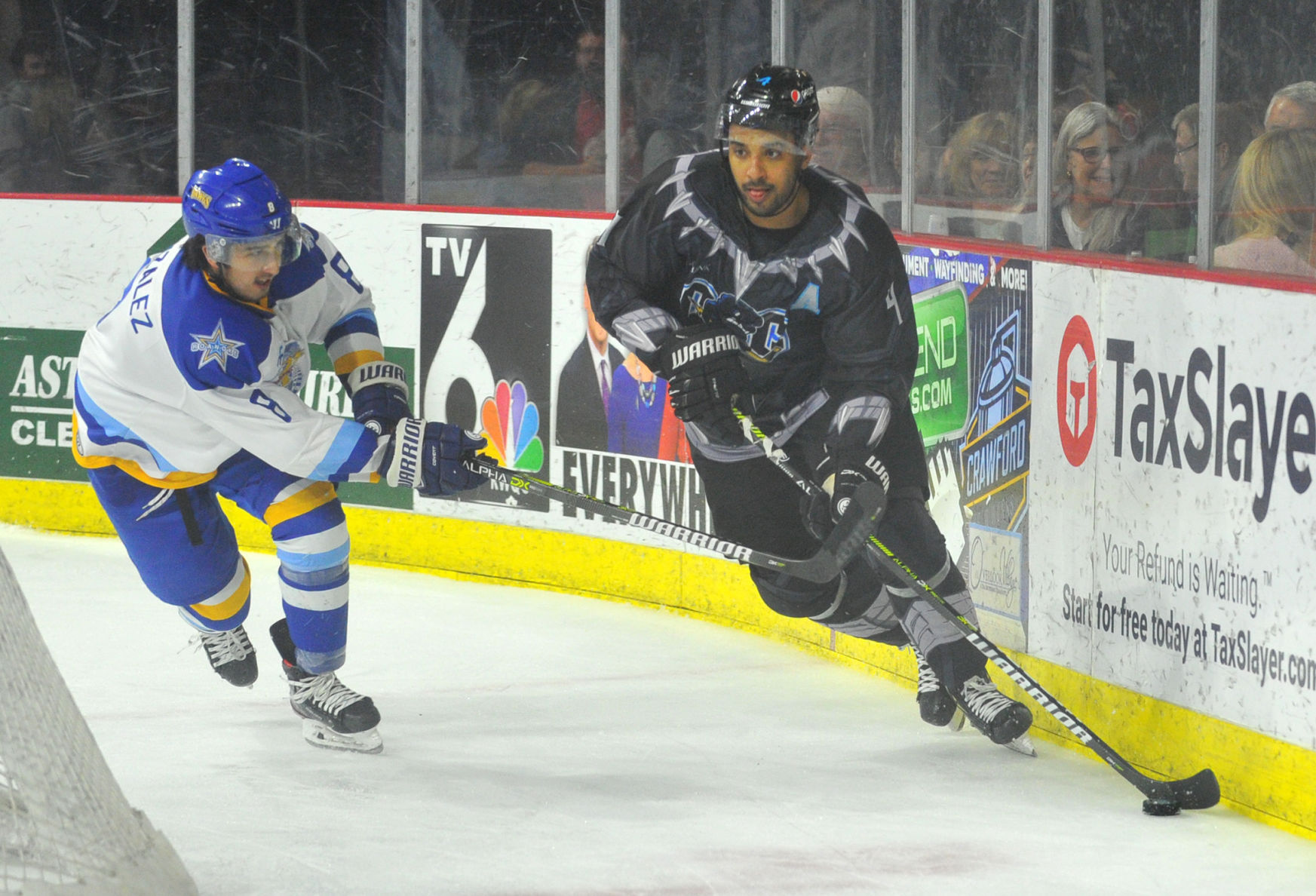 030720-qc-spt-storm-hockey-780